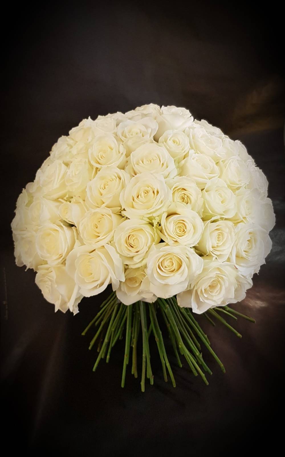 bouquet-roses-blanches-l'orchidee